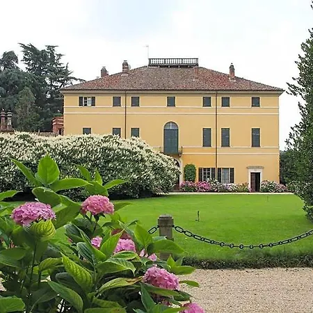 Il Torrione منتجع بينيرولو