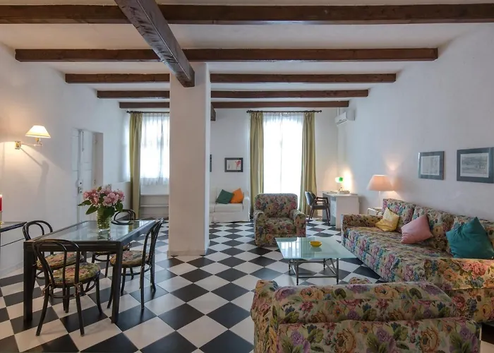 Il Torrione Semesteranläggning (resort) Pinerolo